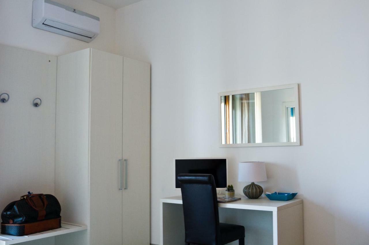 Terrazza Marconi Apartman Salerno Kültér fotó